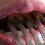 رابطه جویدن غذا با تناسب اندام