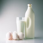 در طول روز بیش از سه لیوان شیر نخورید!