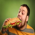جویدن بیشتر غذا منجر به کمتر خوردن می شود
