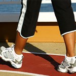 به ازای یک ساعت نشستن دو دقیقه پیاده روی کنید